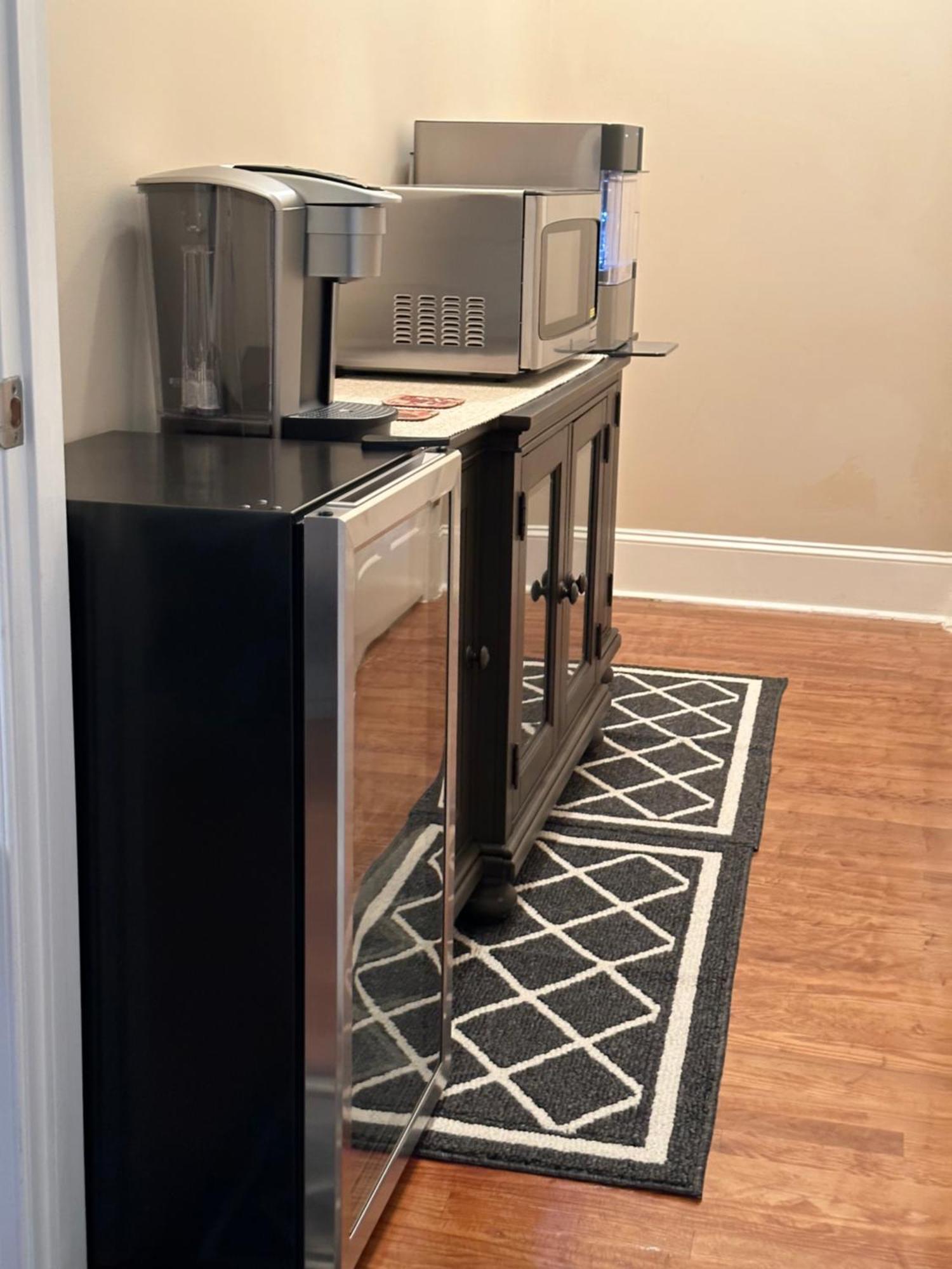 Moorefield Suites Greensboro East 맥린즈빌 외부 사진