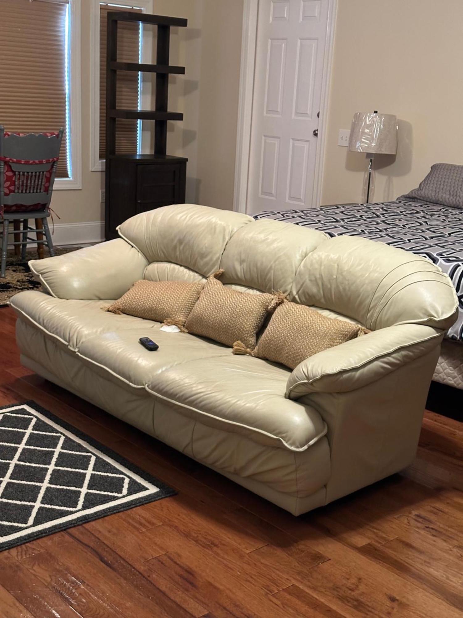 Moorefield Suites Greensboro East 맥린즈빌 외부 사진